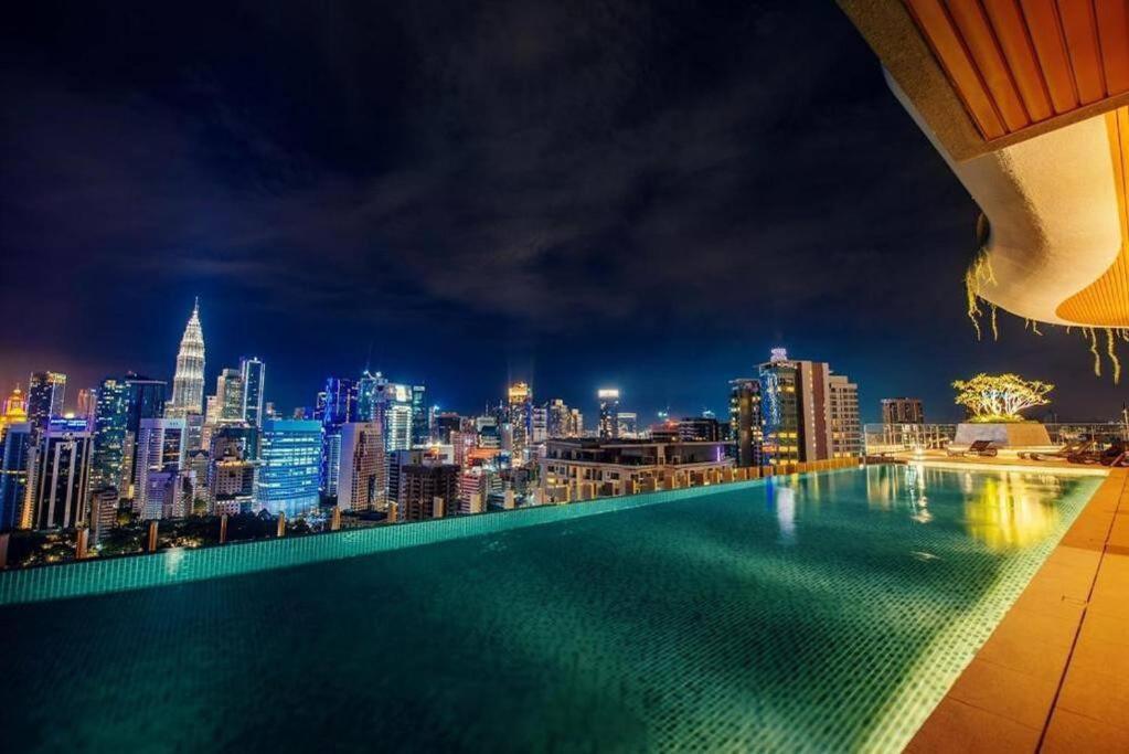 Klcc Towerviewsty5Pax At Ceylonzsuites Kuala Lumpur Buitenkant foto