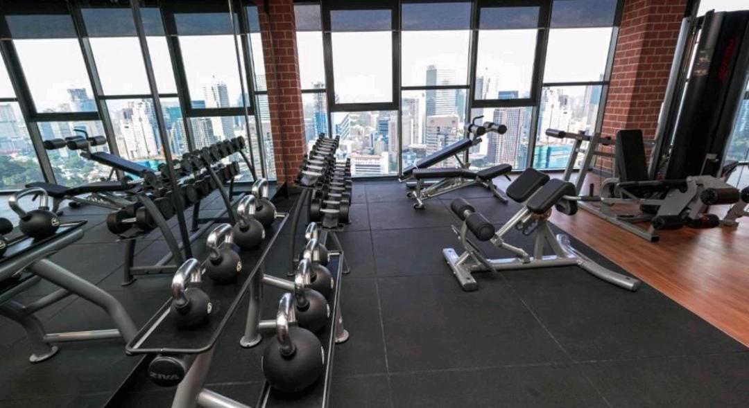 Klcc Towerviewsty5Pax At Ceylonzsuites Kuala Lumpur Buitenkant foto